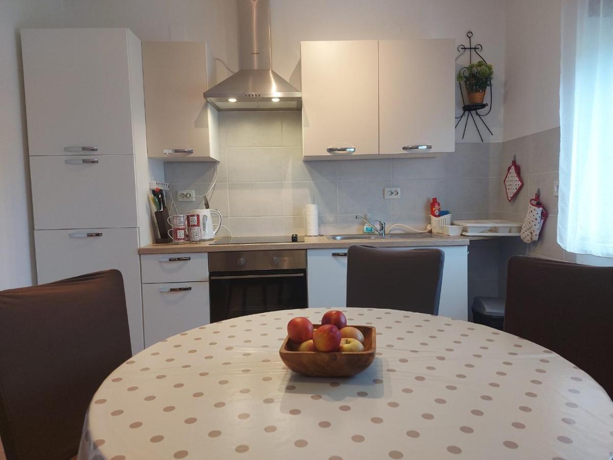 Apartman Skender 3* Ravna Gora Apartment Ngoại thất bức ảnh