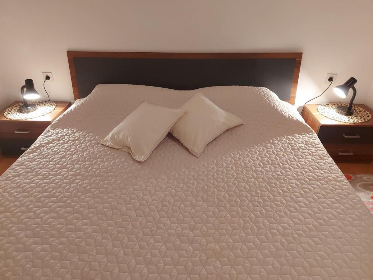 Apartman Skender 3* Ravna Gora Apartment Ngoại thất bức ảnh
